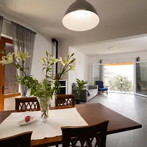 Casa vacanze A Casa Di Nonna, Lajatico